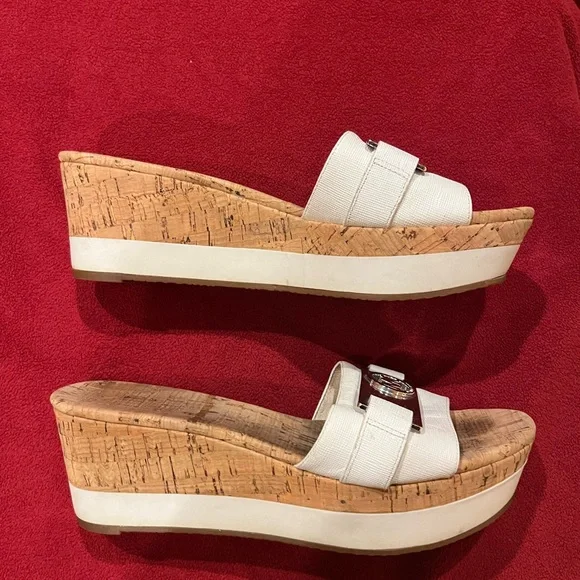 Michael Kors white cork wedge slip on - Picture 2 of 4